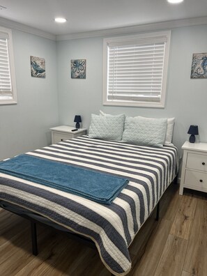 4 bedrooms, desk, iron/ironing board, travel cot