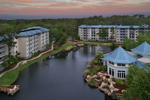 Situated by a serene lake, this resort offers a tranquil retreat with beautifully landscaped surroundings.