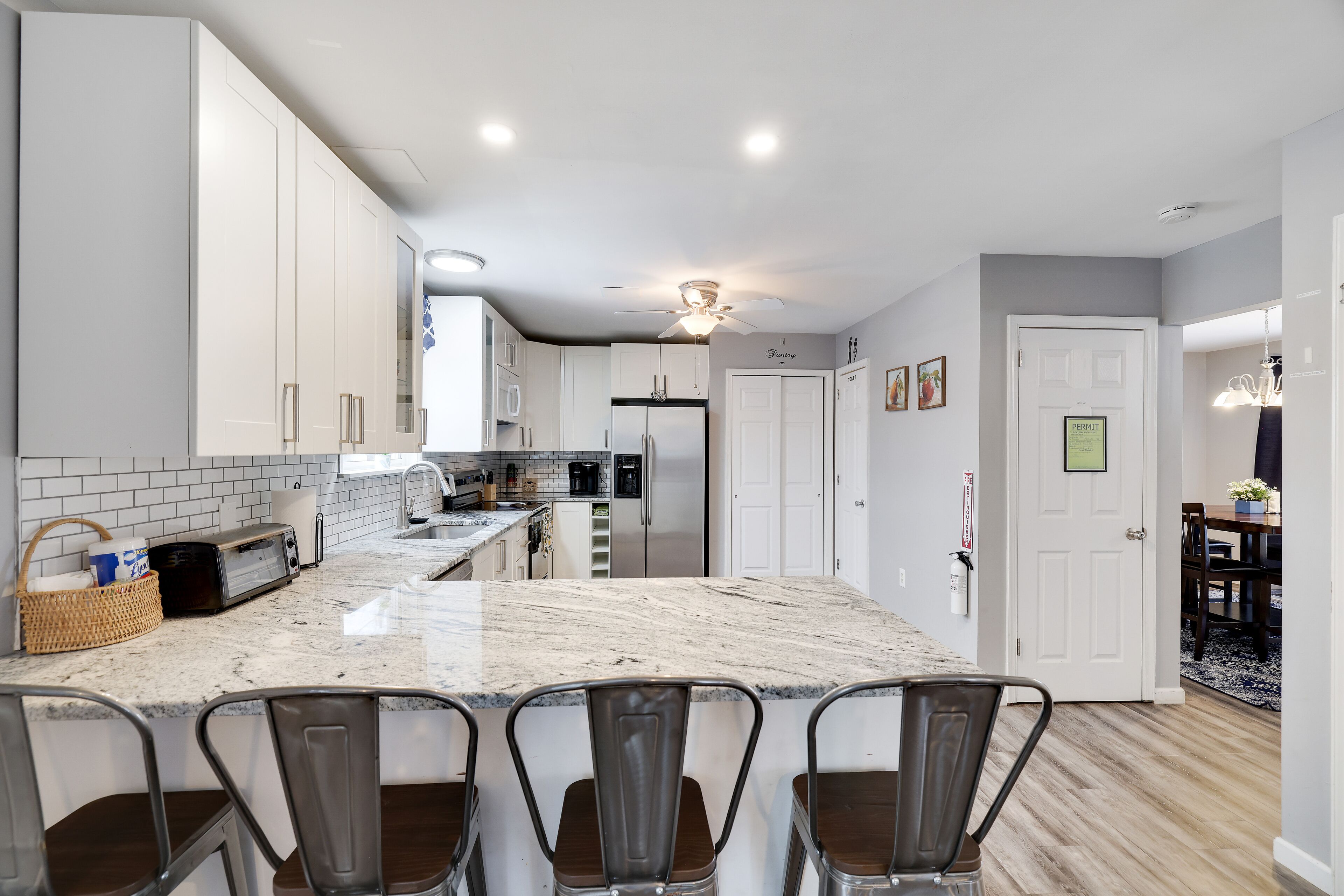 LAKE FRONT HOME in SAW CREEK, BUSHKILL