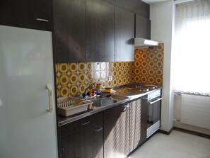 Réfrigérateur, lave-vaisselle