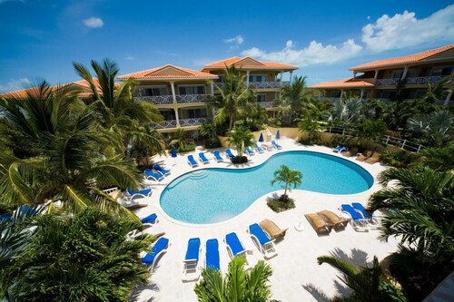 Spacious, 2 Bdr. Ocean View, Oasis - centrally located