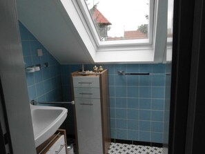 Haartrockner, Handtücher