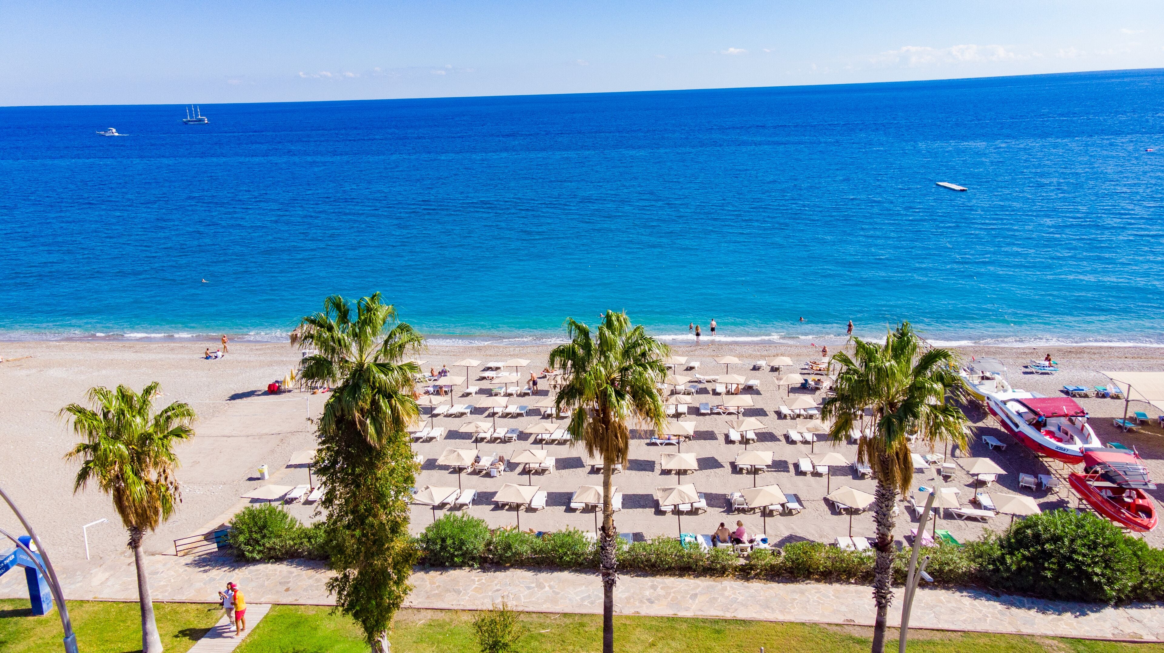 Playa privada en los alrededores, sillas reclinables de playa