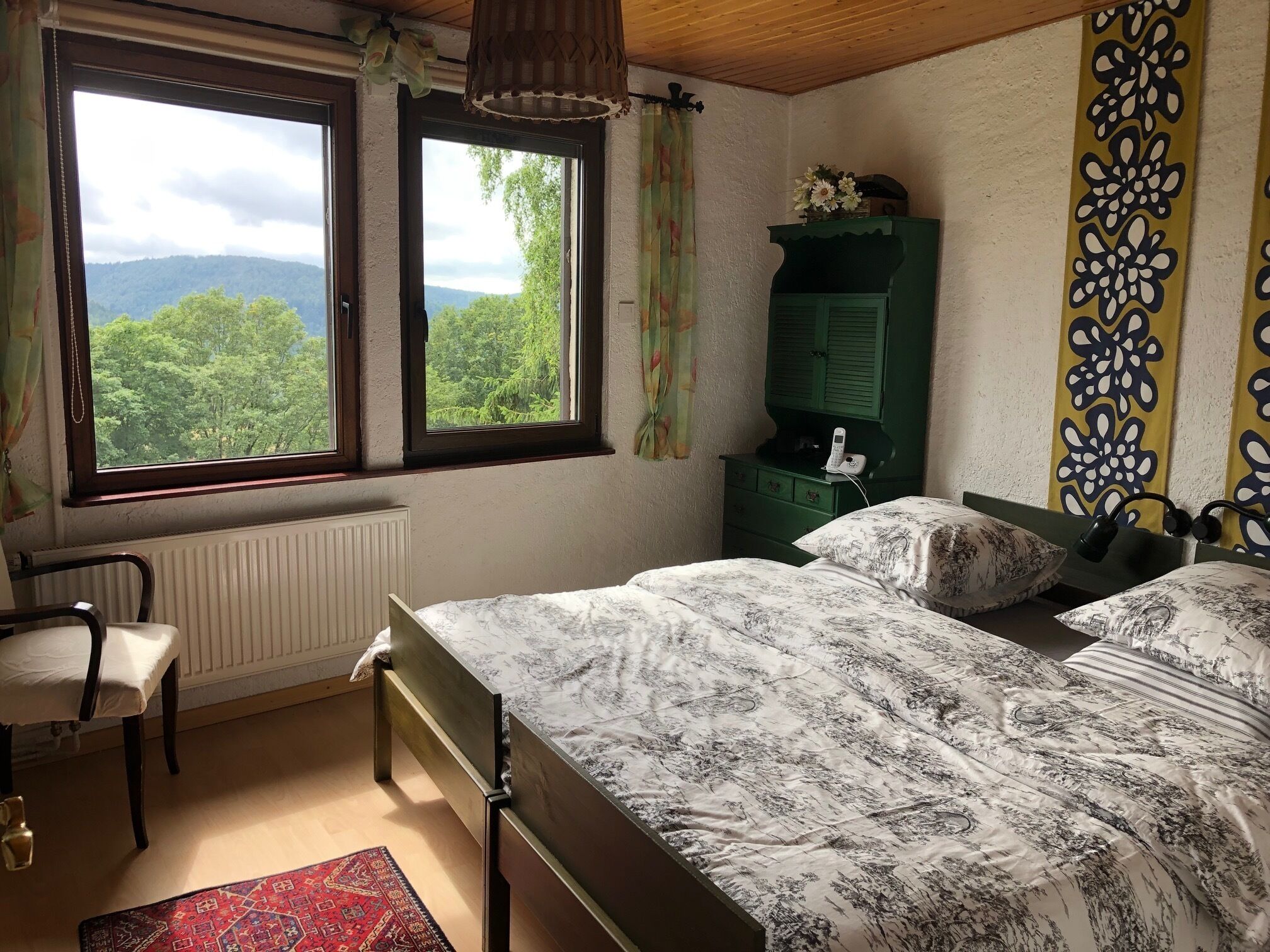 2 chambres, fer et planche à repasser, lit parapluie, Wi-Fi gratuit