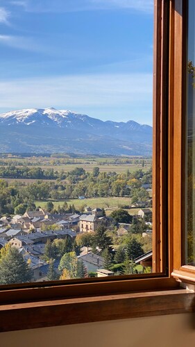 Chalet Familiar con Espectaculares Vistas