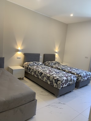 2 bedrooms, WiFi, bed sheets