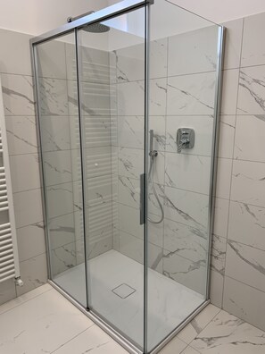 Ducha, bidet