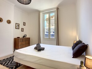 3 Schlafzimmer, Bügeleisen/Bügelbrett, WLAN, Bettwäsche