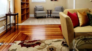 Smart TV, fireplace, offices