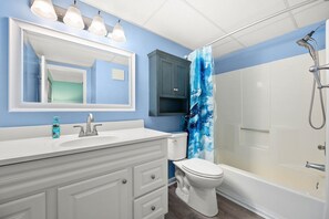 Bathroom - 2 br/2 ab North OC, oceanblock sleeps 7 (Ocean City)