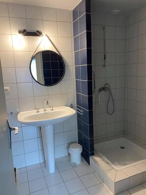 Dusche