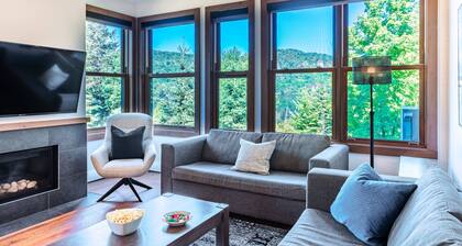 Waterfront Condo with magnificent view
