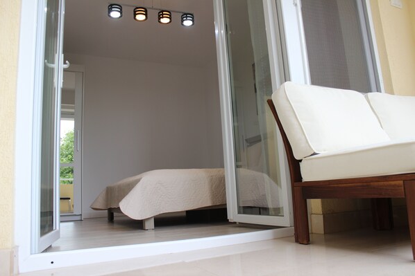 1 bedroom, desk, iron/ironing board, free WiFi