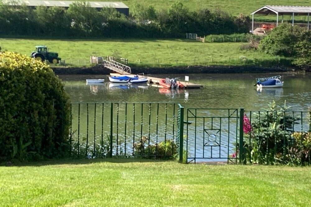 Croak Cottage, backing on to Frogmore Creek, part of the Salcombe Estuary