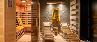 Unique dream apartment with whirlpool & sauna offers luxury and relaxation