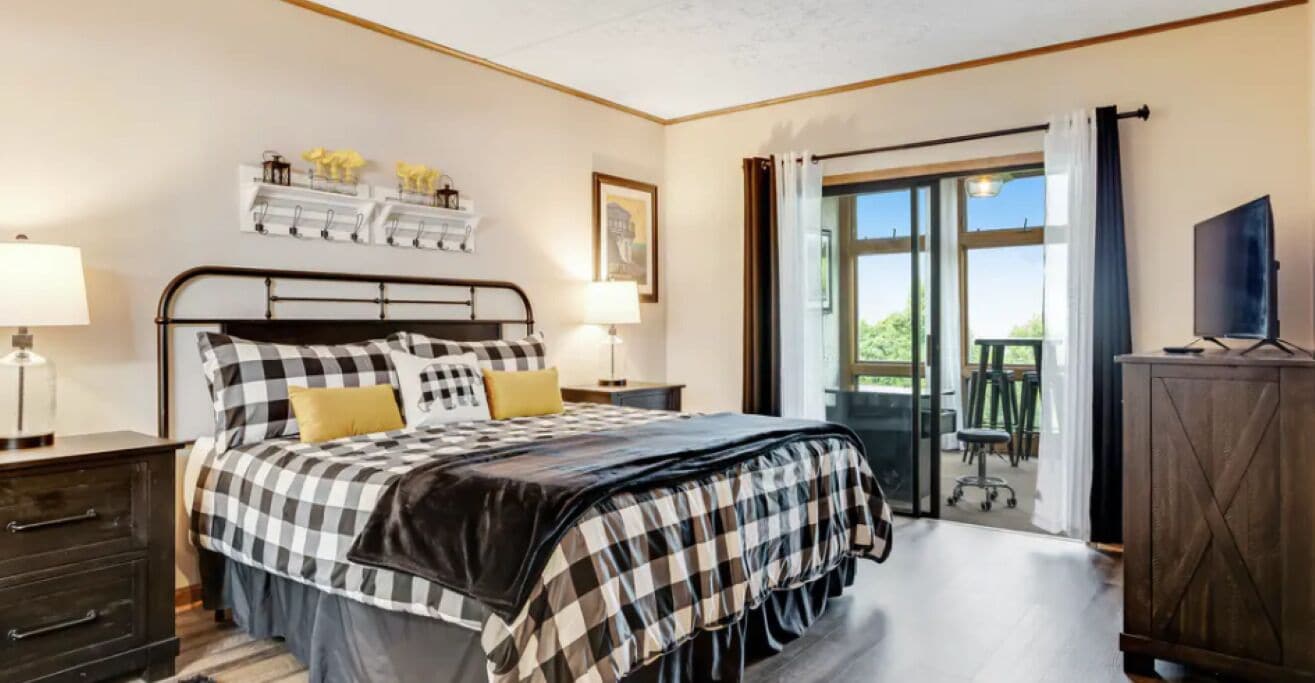 2 habitaciones, tabla de planchar con plancha y wifi gratis 