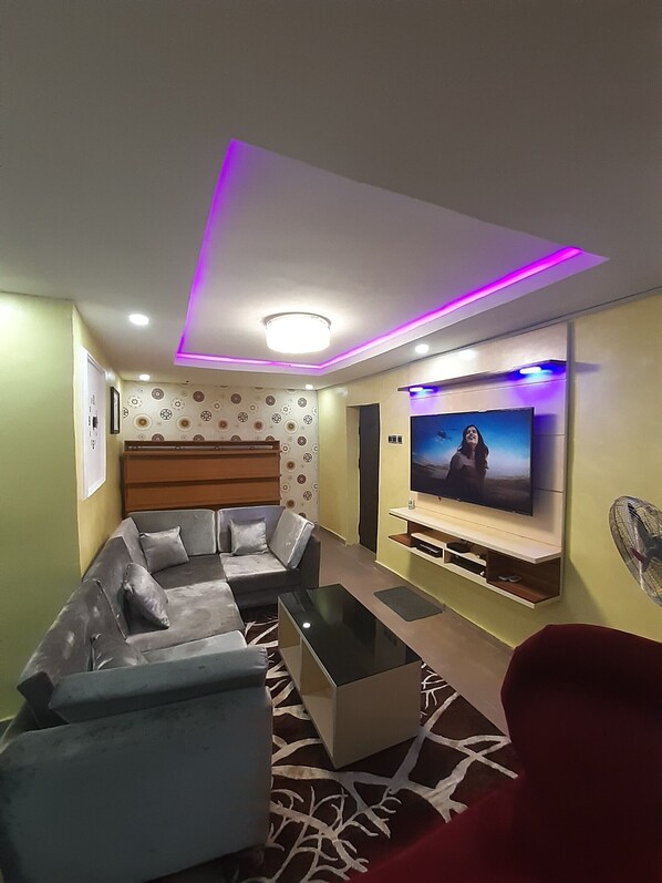 Interior - Dinero Emerald Apartment (Lagos)