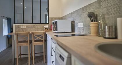 Arbois 1876 " La Verrière ", charming gîte in a winegrower's house