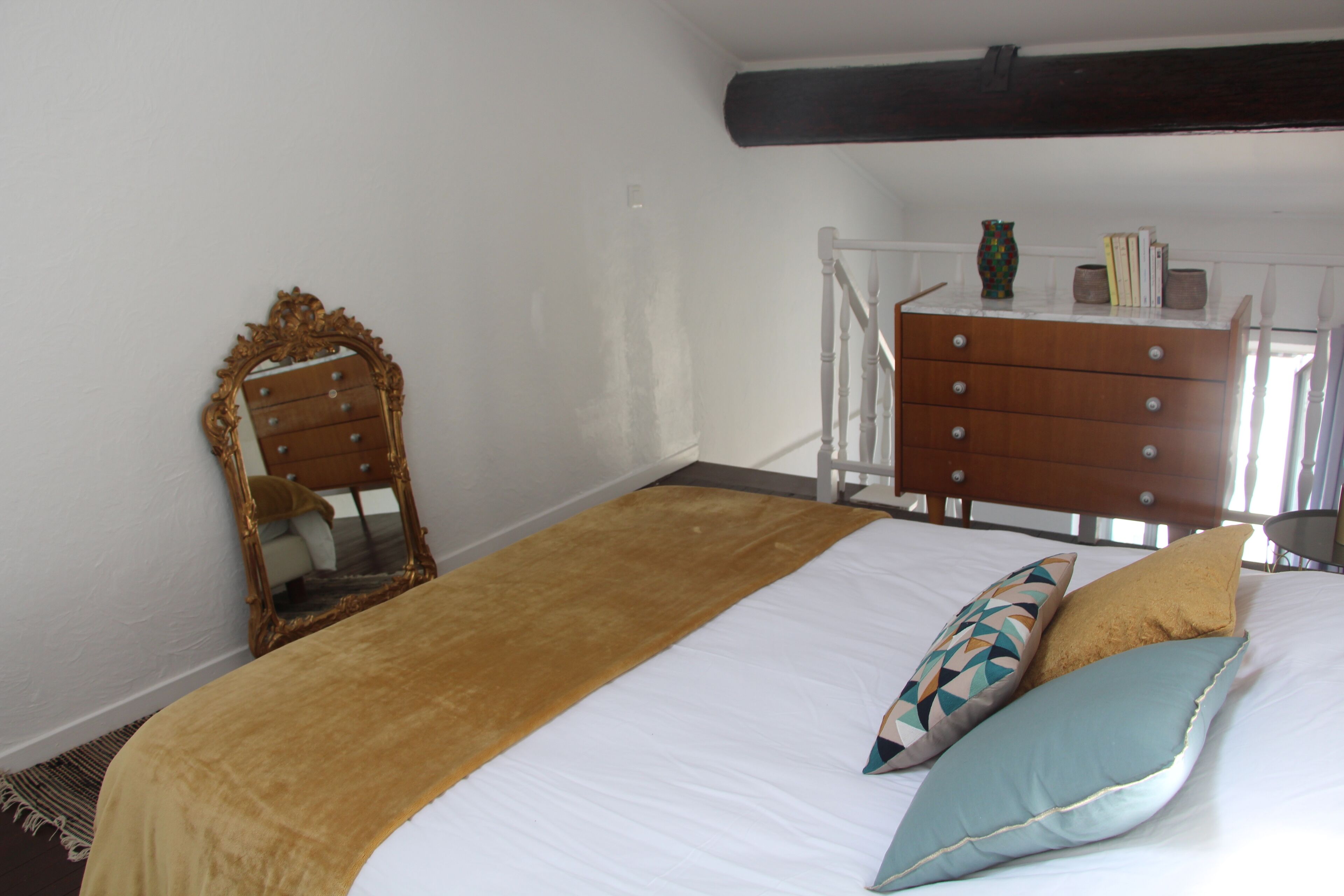 1 chambre, fer et planche à repasser, Wi-Fi gratuit, draps fournis