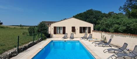 Outdoor pool, a heated pool