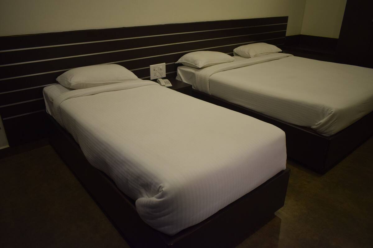 Executive Triple Room