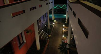 MAPPLE LEAF BEACH RESORT