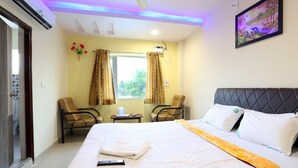 Unclassified image, 5 of 10, button - HOTEL SKTC GRAND PALACE (Tirukoilur)