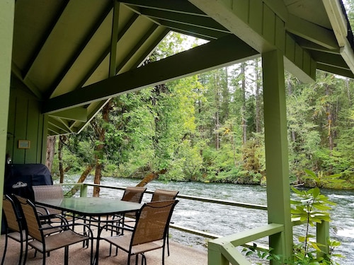 River Haven on the McKenzie 