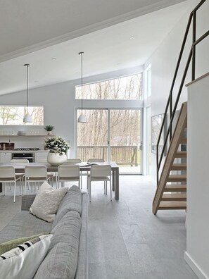 Televisor intel·ligent i llar de foc