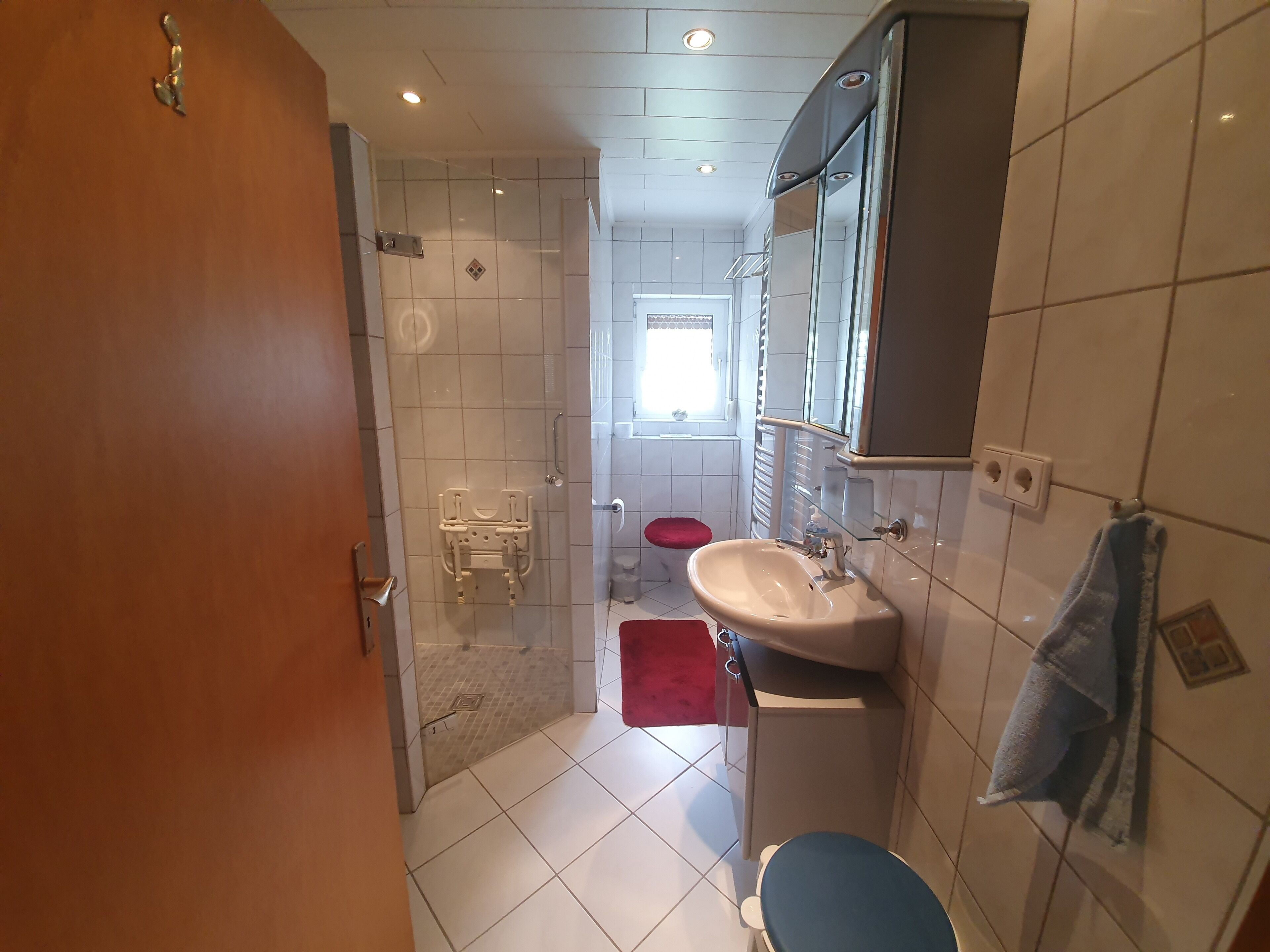 Dusche, Handtücher, Seife