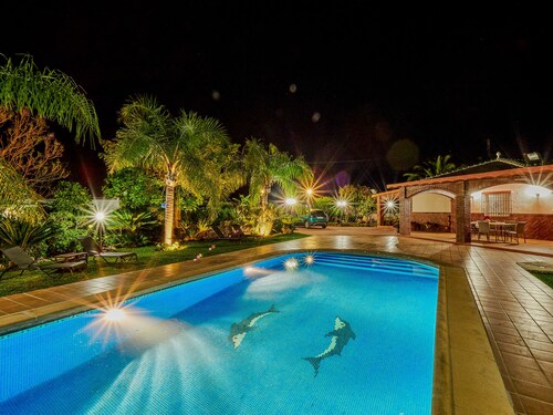 Cubo's Casa Rural El Alba / private pool / BBQ / free wifi