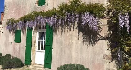 Maison à 10 km de la mer et à la Campagne - 6 Couchages