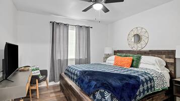 3 bedrooms, iron/ironing board, travel crib, free WiFi