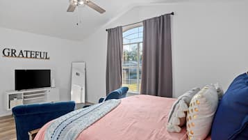 3 bedrooms, iron/ironing board, free WiFi, bed sheets