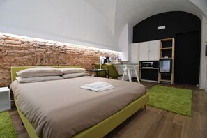 1 Schlafzimmer, Reisekinderbett, kostenloses WLAN, Bettwäsche