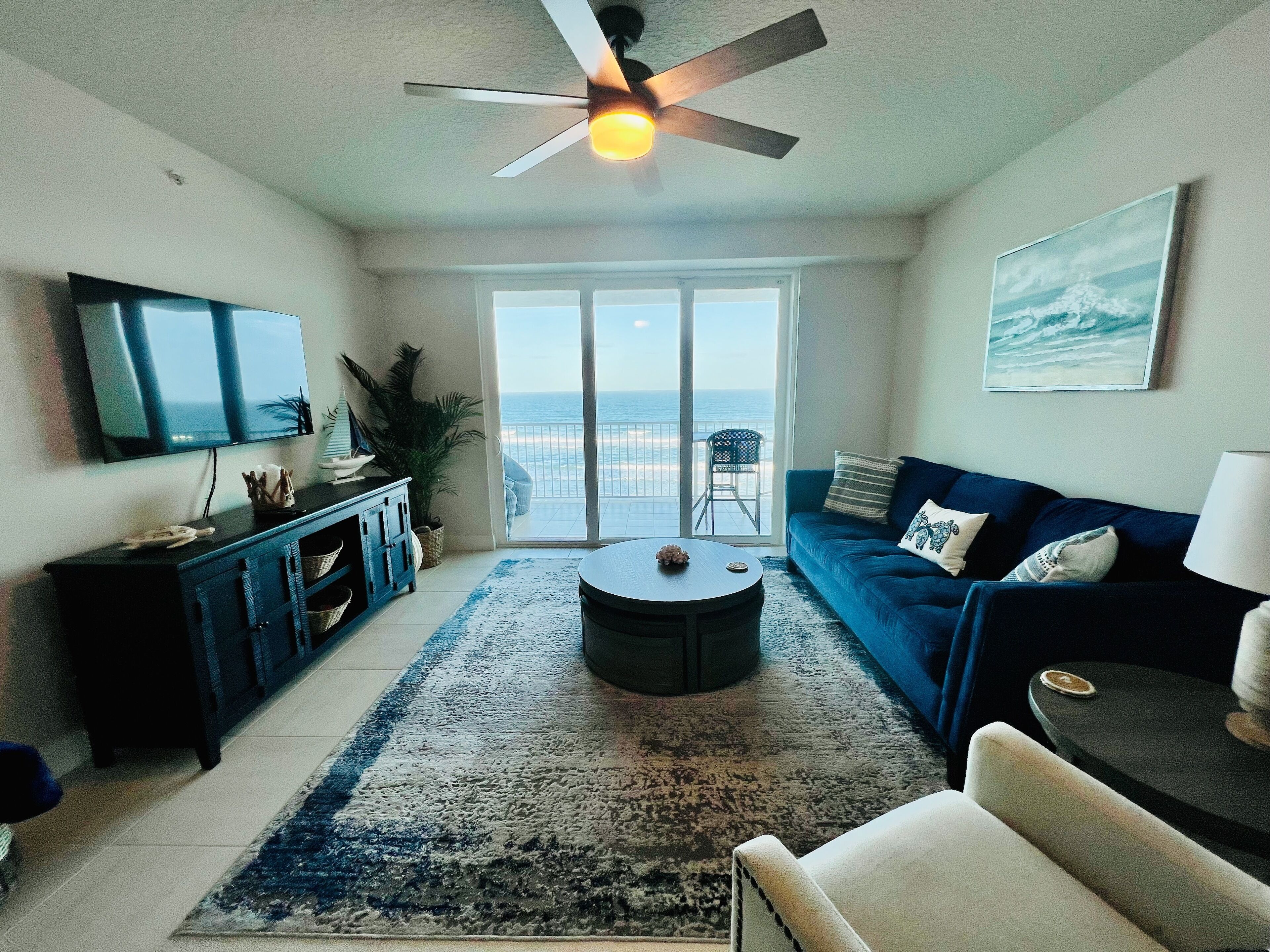 Beautiful New Beachfront Condo