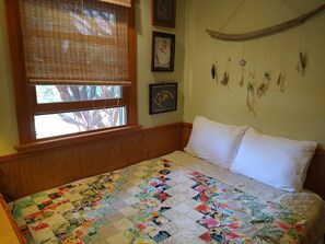 1 chambre, fer et planche à repasser, Wi-Fi gratuit, draps fournis