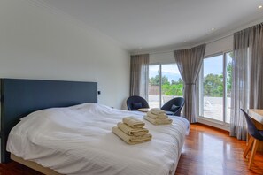 6 chambres, Wi-Fi gratuit, draps fournis