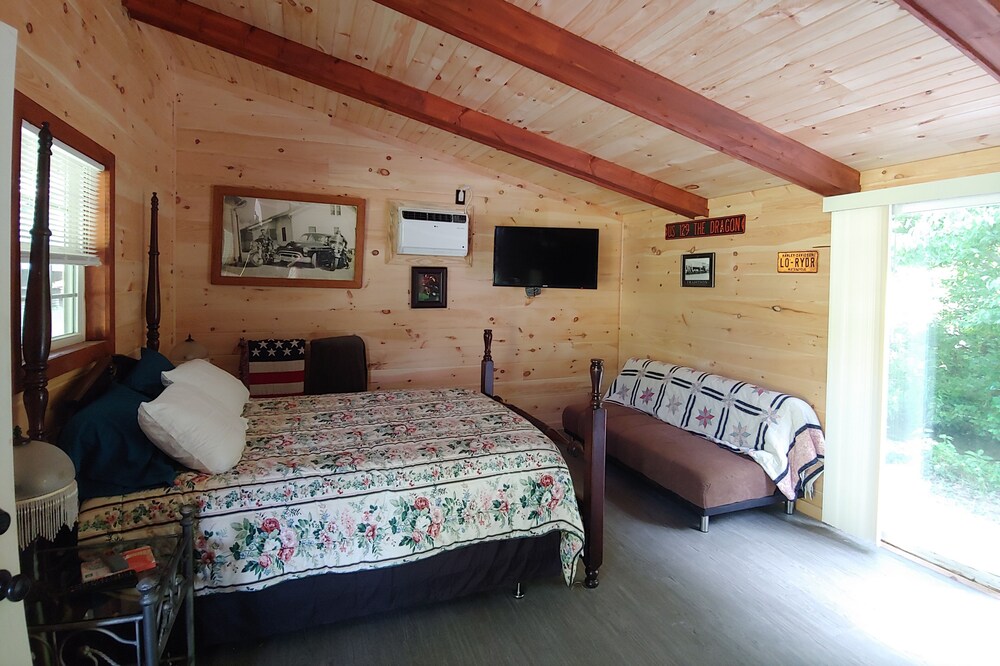 Have your own Cabin in the Mt. with a Mt.. Creek at your back porch