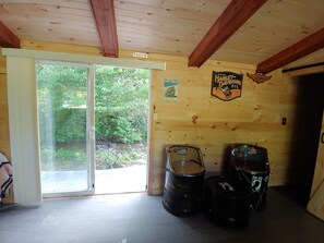 Interior - Have your own Cabin in the Mt. with a Mt.. Creek at your back porch (TELLICO PLAINS)