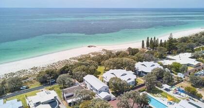 FiftyTwo @ Cape View is the perfect family or couples getaway accommodation