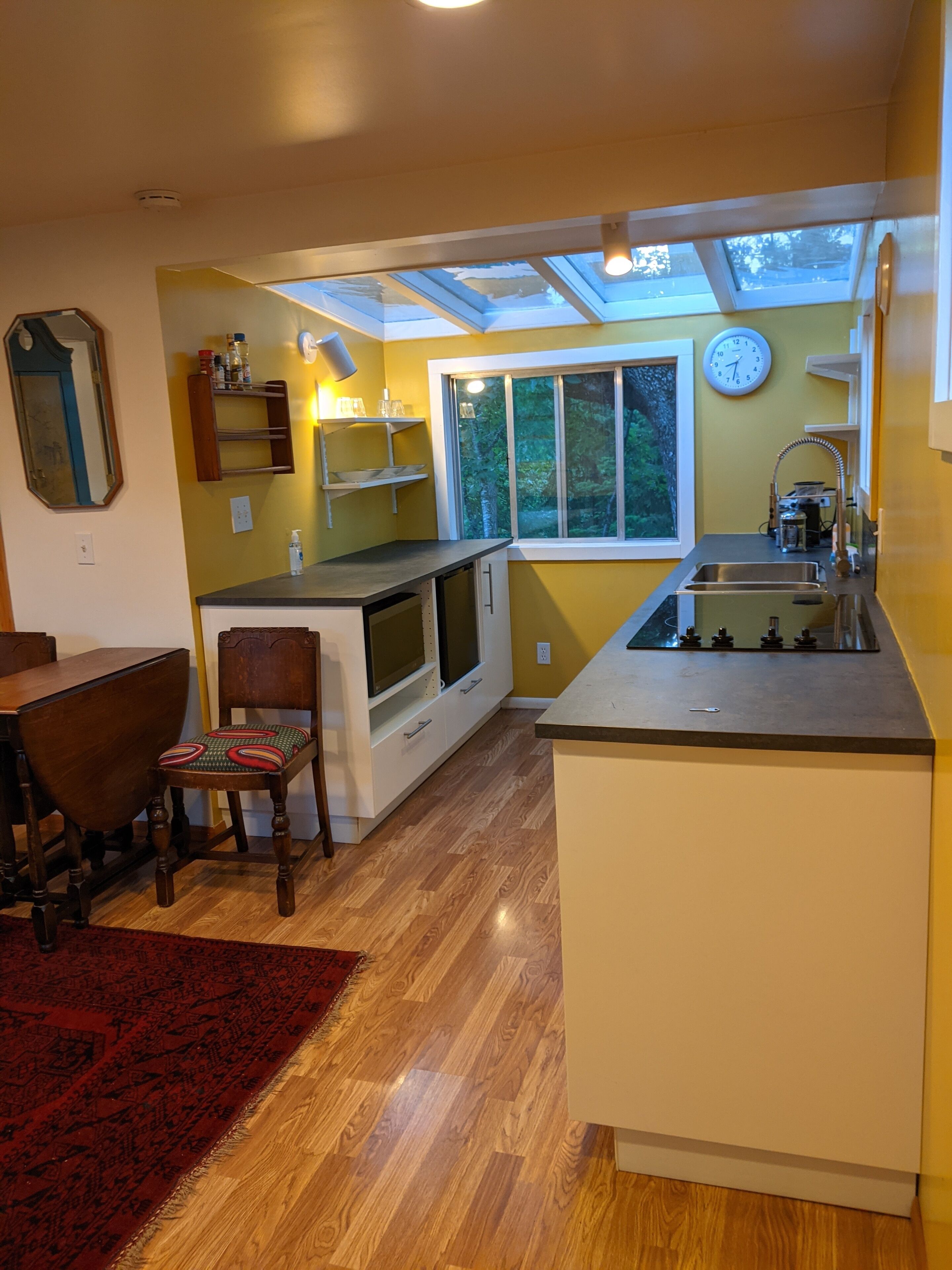 Charming Guest Cottage in the Country