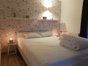 4 chambres, fer et planche à repasser, Wi-Fi gratuit
