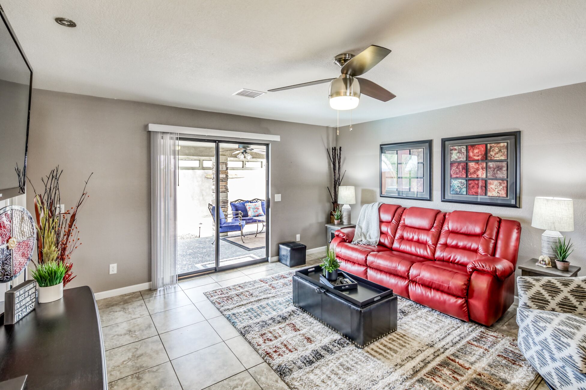 Private HEATED POOL at the Wine Time Villa!