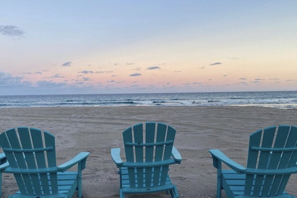 Beach nearby, beach towels