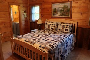 3 chambres, bureau, fer et planche à repasser, lit parapluie