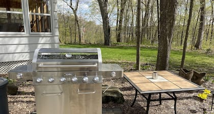 Lovely spacious 6 BR home in St. Croix River valley