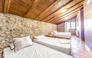 1 habitación y ropa de cama 