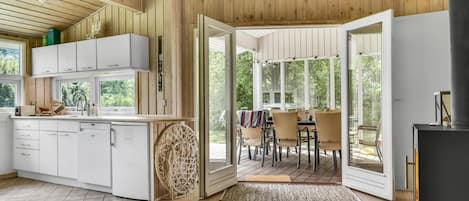 Kühlschrank, Herdplatte, Geschirrspüler