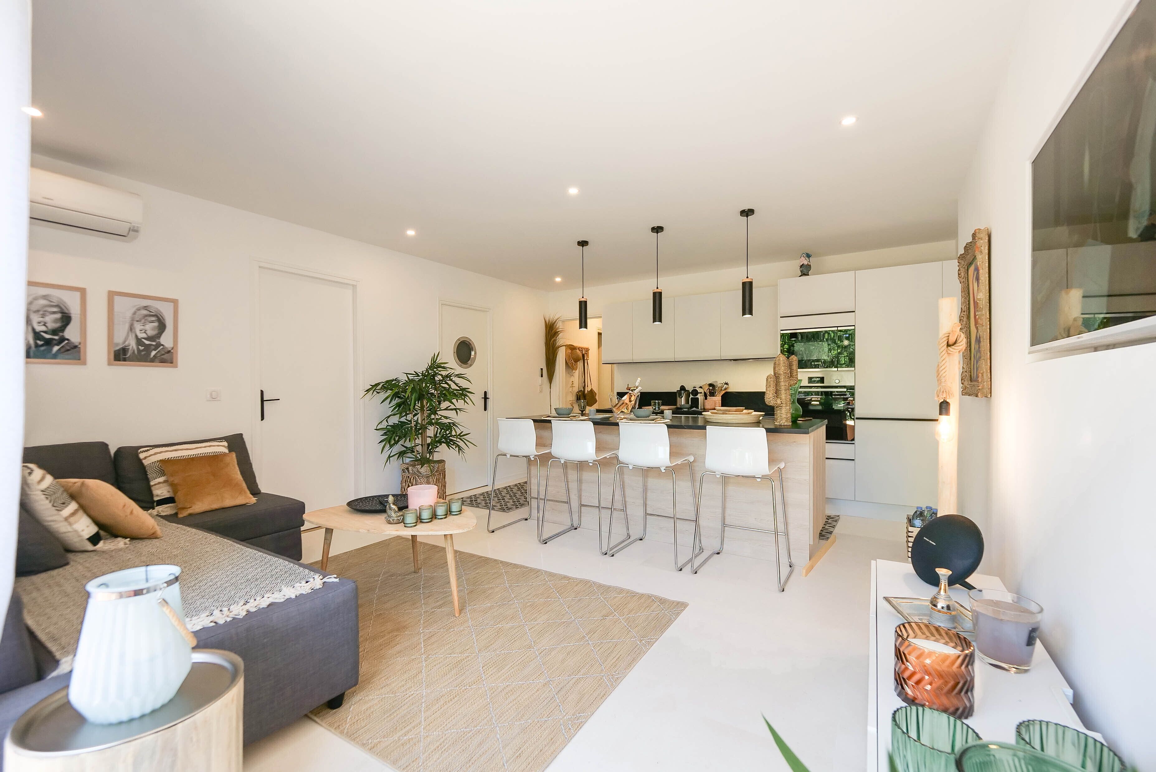 Nouveau Appartement Toit Terrasse VUE Panoramique AU Coeur DU Village